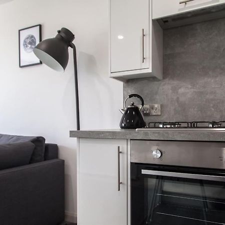 Stunning 2 Bed Apartment With Sea Views, Penzance Buitenkant foto